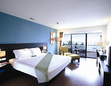 Holiday Inn Regent Beach 05